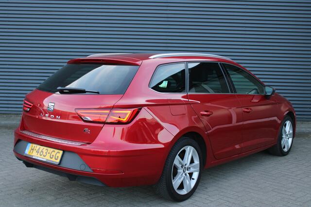 Seat LEON ST 1.0 TSI FR Ultimate Edition Full-Led Alcantara Virtual-Cockpit Beats