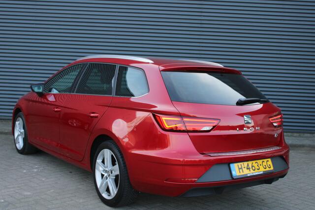 Seat LEON ST 1.0 TSI FR Ultimate Edition Full-Led Alcantara Virtual-Cockpit Beats