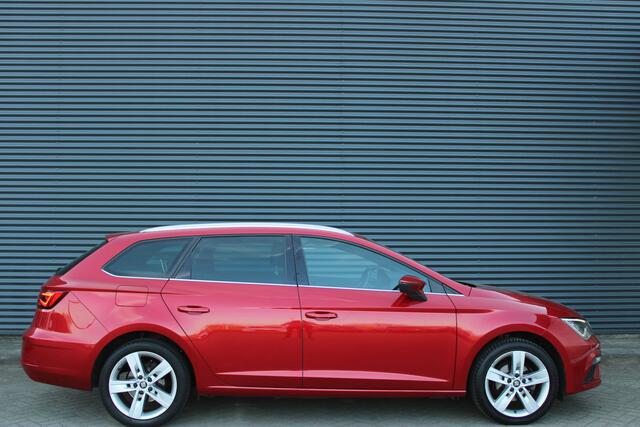 Seat LEON ST 1.0 TSI FR Ultimate Edition Full-Led Alcantara Virtual-Cockpit Beats