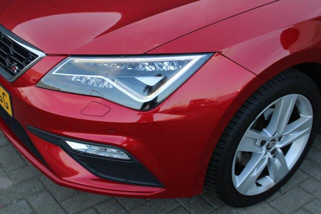 Seat LEON ST 1.0 TSI FR Ultimate Edition Full-Led Alcantara Virtual-Cockpit Beats