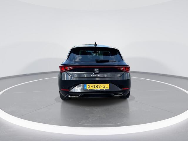 Seat LEON 1.0 TSI FR 110pk FR · Apple/Android Car Play · Camera · Elekt. inklapbare spiegels · Navigatie · Adaptive Cruise Control · Garantie t/m 10-11-2027 of 100.000km