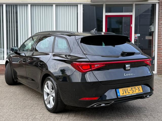 Seat LEON 1.5 eTSI FR Business Intense 150 PK Automaat I Camera I Adaptive Cruise I LED I Stoel/stuurverw