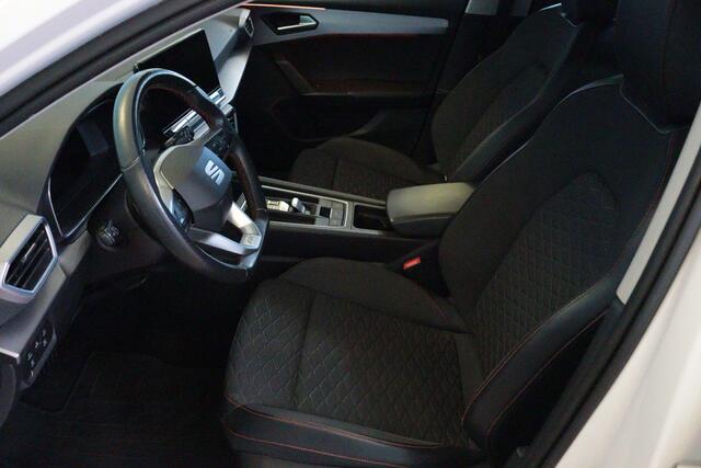 Seat LEON Sportstourer 1.4 TSI eHybrid PHEV FR | NAVI / APPCONNECT | CAMERA + PDC | STUUR / STOELVERW | LANE-ASSIST | TREKHAAK INKL |