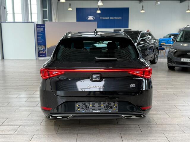 Seat LEON Sportstourer 1.5 TSI e-Hybrid 204pk FR Business | Trekhaak | Stoel // stuurwiel verwarming | Adapt. Cruise | Camera | 1/2 leer | Fabrieksgarantie t/m 05-2029 |