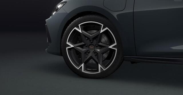 Seat LEON 1.5 TSI e-Hybrid VZ Performance 272PK l Sennheiser Audio l Navigatie l Intelligent Drive l Wegklapbare Trekhaak l Incl herwaardering & inruilpremie