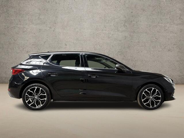 Seat LEON 1.4 TSI eHybrid PHEV FR 204Pk Automaat (APPLE CARPLAY, GROOT NAVI, STUUR/STOELVERWARMING, CAMERA, SPORTSTOELEN, ZWART HEMEL, GETINT GLAS, ADAPTIVE CRUISE, NIEUWE APK, NIEUWSTAAT)