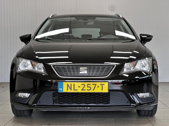 Seat LEON ST 1.0 EcoTSI Style Connect/ Apple + android/ Navi/ Clima/ Cruise/ Elek. pakket/ Isofix/ Bluetooth/ Armsteun/ Multi. LEDER. Stuur/ Mistl./ PDC/ Extra getint glas.