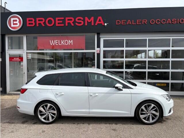 Seat LEON ST 1.0 EcoTSI Style Business Intense DEALERONDERHOUDEN * 3 EIGENAAR * NIEUWE DISTR. MET WATERPOMP.