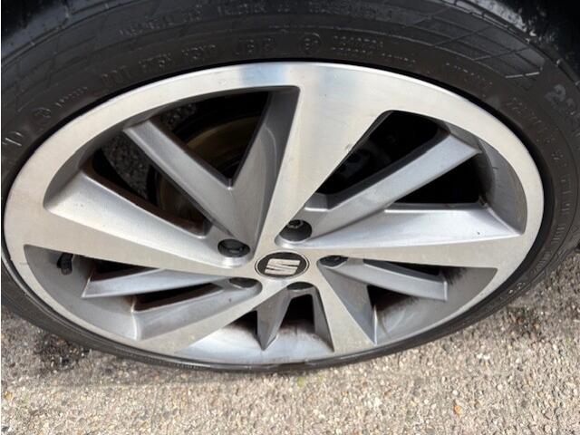 Seat LEON ST 1.0 EcoTSI Style Business Intense DEALERONDERHOUDEN * 3 EIGENAAR * NIEUWE DISTR. MET WATERPOMP.