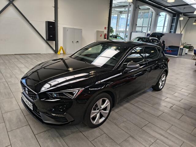 Seat LEON 1.5 TSI e-Hybrid 204 pk FR Business | Stoel- en stuurwiel verwarming | Adapt. Cruise | Camera | 1/2 leer | Fabrieksgarantie t/m 05-2029 |