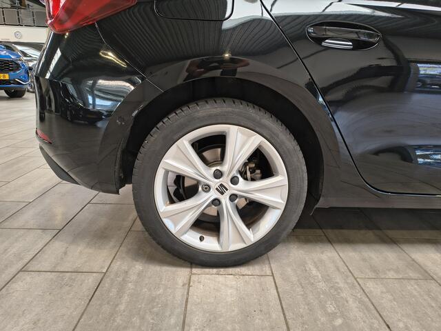 Seat LEON 1.5 TSI e-Hybrid 204 pk FR Business | Stoel- en stuurwiel verwarming | Adapt. Cruise | Camera | 1/2 leer | Fabrieksgarantie t/m 05-2029 |