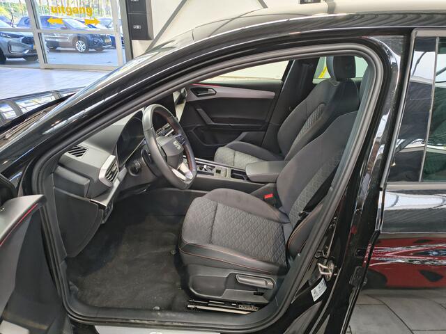 Seat LEON 1.5 TSI e-Hybrid 204 pk FR Business | Stoel- en stuurwiel verwarming | Adapt. Cruise | Camera | 1/2 leer | Fabrieksgarantie t/m 05-2029 |