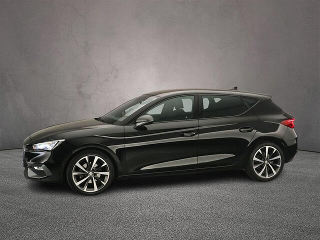 Seat LEON FR Business Intense 1.5 TSI 150pk Adaptive cruise control, Achteruitrijcamera, LED koplampen, Navigatie, Stoelverwarming, App connect, Stuurwiel verwarmd
