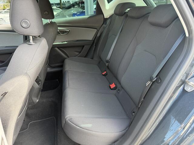 Seat LEON 1.5 TSI Style Ultimate Edition | RIJKLAAR | Trekhaak | Navi