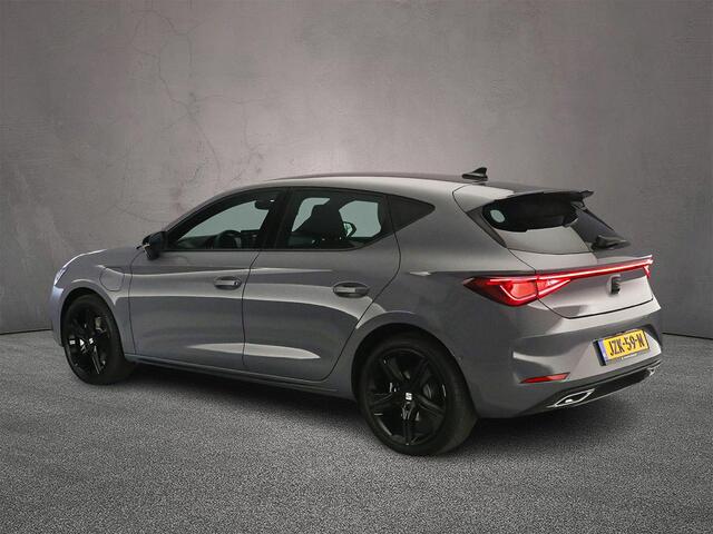Seat LEON FR Business 1.5 TSI eHybrid 204pk DSG Automaat Adaptive cruise control, Achteruitrijcamera, LED matrix koplampen, Navigatie, Stuurwiel verwarmd, Black pack