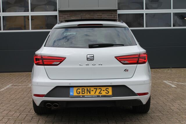 Seat LEON ST 1.5 TSI FR | Pano | Keyless | CC | Cam