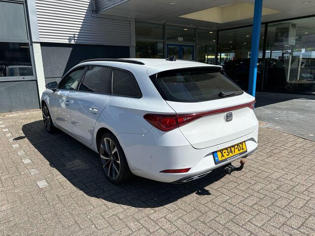 Seat LEON Sportstourer 1.4 TSI eHybrid PHEV FR 204pk | Trekhaak | Stoel & Stuurverwarming | Adaptive Cruise | Carplay |