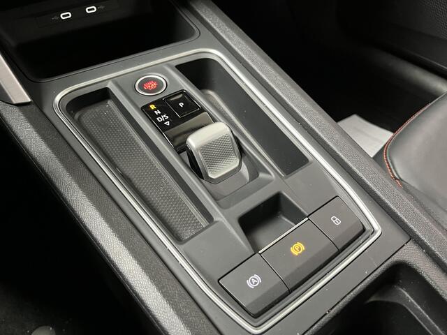 Seat LEON 1.4 TSI eHybrid PHEV FR / AUTOMAAT/ PANO/ LEER/ ACC/ DCC/ MEMORY SEAT/ STUUR+STOELVERWARMING/ DODEHOEK/ PARK.SENSOREN V+A/ CAMERA/ FULL LINK/ KEYLESS/ DIGITAL DASH/ NAVI/ DAB/ CLIMA/ LED/ 18'' LMV