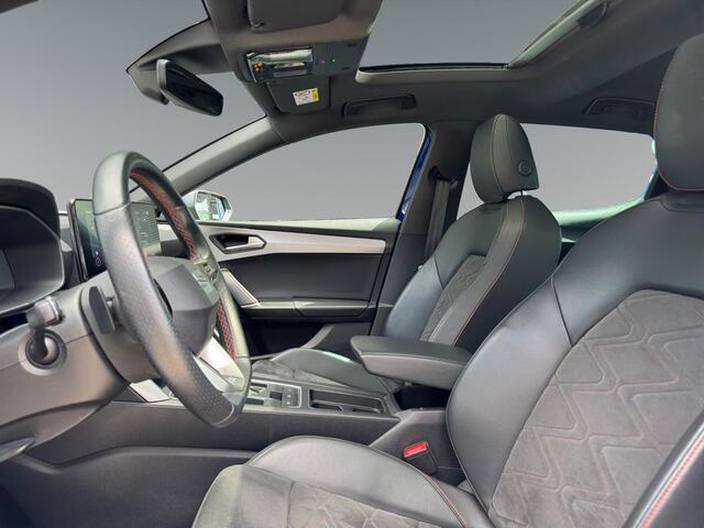 Seat LEON 1.4 TSI eHybrid 204pk PHEV FR Panoramadak | Stoelverwarming | Achteruitrijcamera