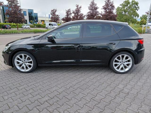 Seat LEON 1.5TSI FR VIRTUAL DASHBOARD KEYLESS CAMERA ADD.CRUISE TREKHAAK