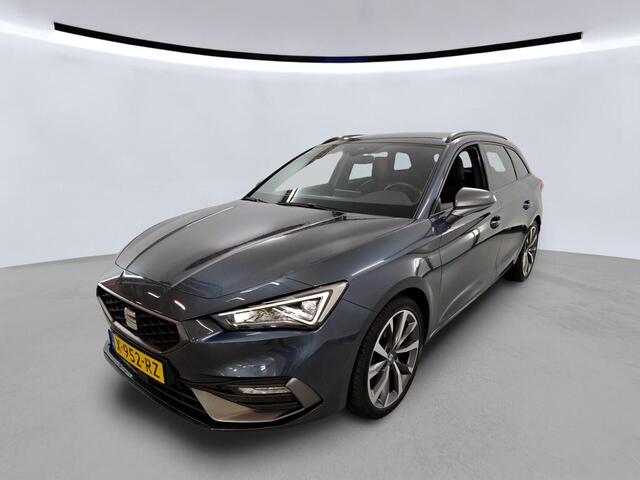 Seat LEON Sportstourer 1.5 eTSI 150pk FR Business Tech DSG Automaat Winter+ Tech pakket / Navigatie / Clima / Carplay / Parkeersensoren / 18"LM Velgen