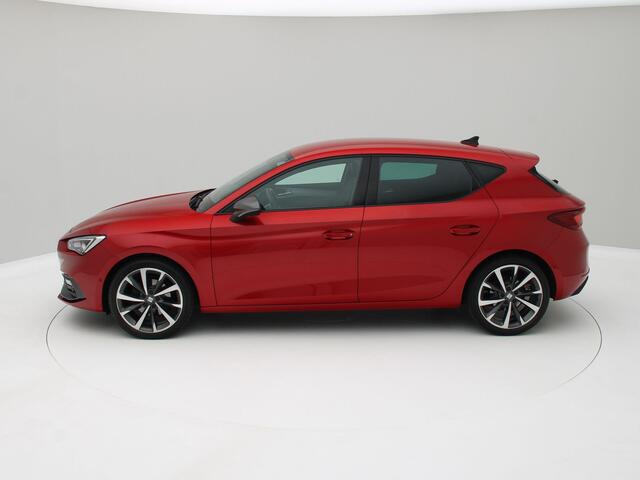 Seat LEON 1.5 eTSI FR Launch Edition Camera / Full matrix LED / Virtual Cockpit / Origineel NL