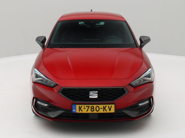 Seat LEON 1.5 eTSI FR Launch Edition Camera / Full matrix LED / Virtual Cockpit / Origineel NL