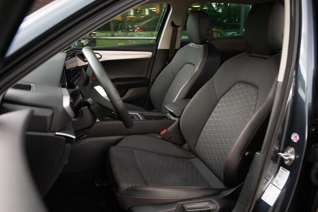 Seat LEON Sportstourer 1.4 TSI eHybrid PHEV FR Business Intense , Adap. cruise, Trekhaak, Carplay,