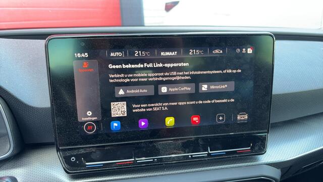 Seat LEON Sportstourer 1.0 TSI Style Launch Edition TREKHAAK / CAMERA / FULL LED / CARPLAY / CLIMA / PDC / ACC / DAB+ / NL-AUTO