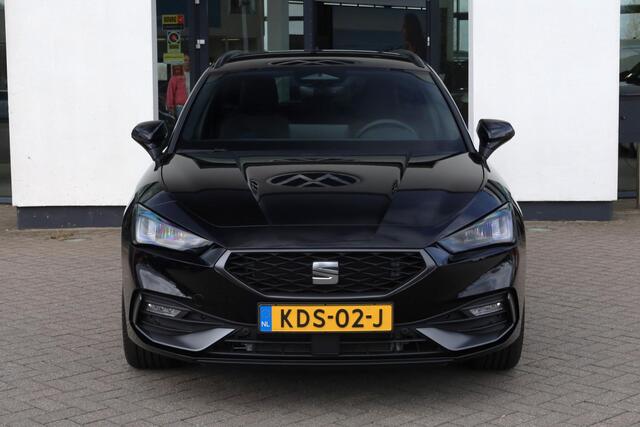 Seat LEON Sportstourer 1.5 TSI e-Hybrid FR Business 204PK / 150kW DSG, Dodehoekdetectie (side assist), achteruitrijcamera (rear view), parkeersensoren voor en achter (pdc), keyless start & entry, Apple Carplay & Android Auto, elektrische achterklep met sensorsturin