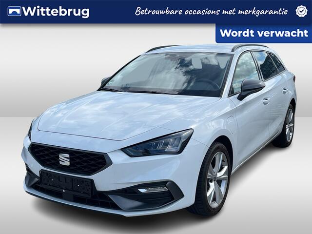 Seat LEON Sportstourer 1.4 TSI eHybrid FR-Line 204pk DSG Automaat Virtual Cockpit / Navigatie / Camera / Full-link / Comfort stoelen verwarmd