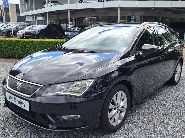 Seat LEON ST 1.0 EcoTSI Style (Carplay,Virtual,Clima,Pdc)