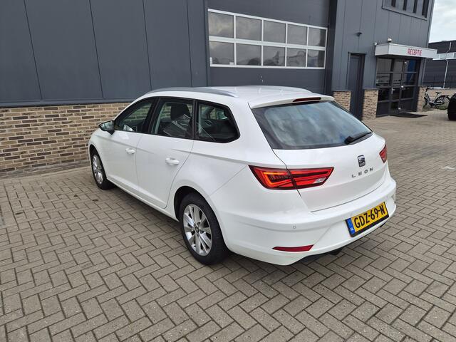 Seat LEON ST 1.6 TDI Style Business Intense