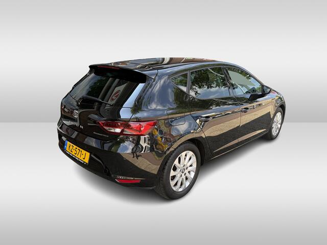 Seat LEON 1.0 EcoTSI Style Connect | zuinig | 16 inch velgen | airco | achteruitrijcamera | applecarplay/android auto |