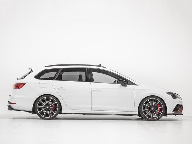 Seat LEON ST 2.0 TSI 4DRIVE CUPRA Pano Schaal Virtual Keyless