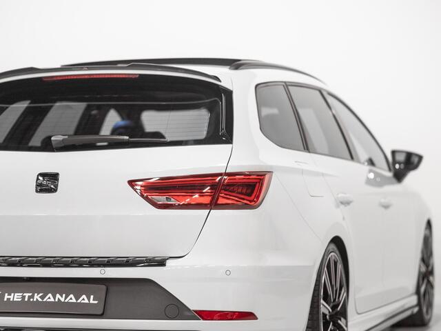 Seat LEON ST 2.0 TSI 4DRIVE CUPRA Pano Schaal Virtual Keyless