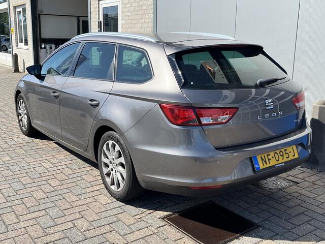 Seat LEON ST 1.0 EcoTSI Style Connect / CRUISE CONTROL/ FULL LINK/ NAVI/ CLIMA/ BLUETOOTH/ 16'' LMV