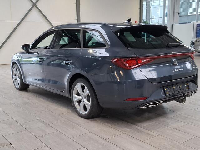 Seat LEON Sportstourer 1.5 TSI e-Hybrid 204pk FR Business | Trekhaak | Stoel- en stuurwiel verwarming | Adapt. Cruise | Camera | 1/2 leer | Fabrieksgarantie t/m 05-2029 |
