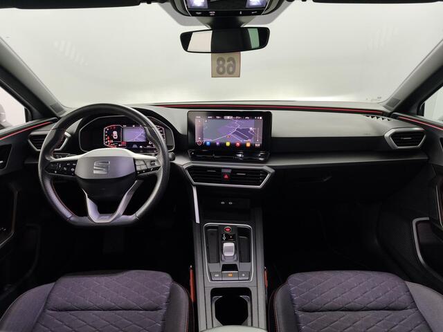 Seat LEON Sportstourer 1.5 eTSI FR Business Intense | Trekhaak | Navigatie | Adaptive Cruise Control | Apple CarPlay / Android Auto |