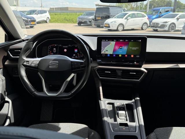 Seat LEON 1.5 eTSI FR Business Intense | NAP | Navigatie | Stoel & stuur verwarming | Achteruitrijcamera | LED | DAB | Climate Control | Draadloze tel lader |