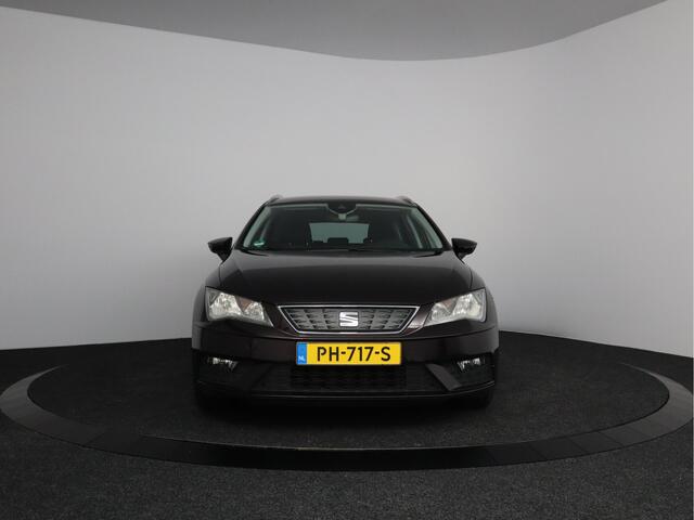 Seat LEON ST 1.0 EcoTSI Style Business Intense | Trekhaak | Navigatie | Station | Climate Control |
