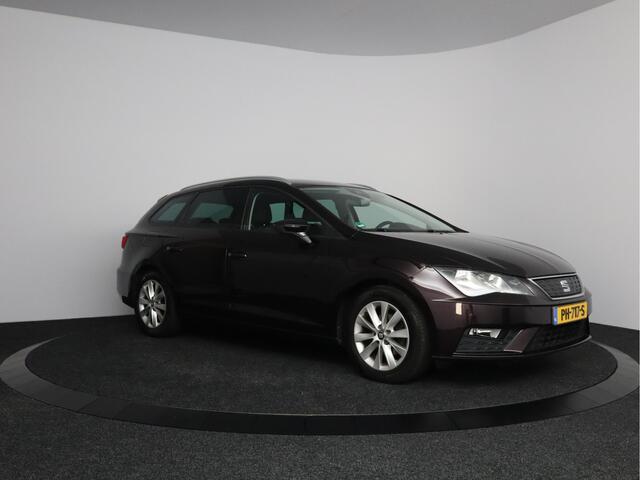 Seat LEON ST 1.0 EcoTSI Style Business Intense | Trekhaak | Navigatie | Station | Climate Control |