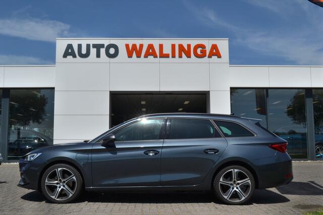 Seat LEON Sportstourer 1.4 TSI eHybrid PHEV 259pk FR | Panoramadak | Achteruitrijcamera | Stuur en stoelverw. | Spoorwisselassistent | Carplay | Dynamische besturing |