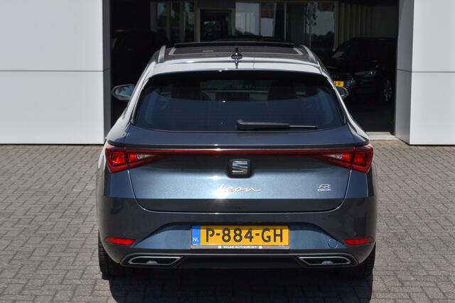 Seat LEON Sportstourer 1.4 TSI eHybrid PHEV 259pk FR | Panoramadak | Achteruitrijcamera | Stuur en stoelverw. | Spoorwisselassistent | Carplay | Dynamische besturing |
