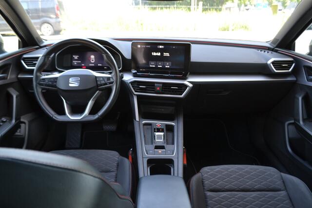Seat LEON Sportstourer 1.4 TSI eHybrid PHEV 259pk FR | Panoramadak | Achteruitrijcamera | Stuur en stoelverw. | Spoorwisselassistent | Carplay | Dynamische besturing |