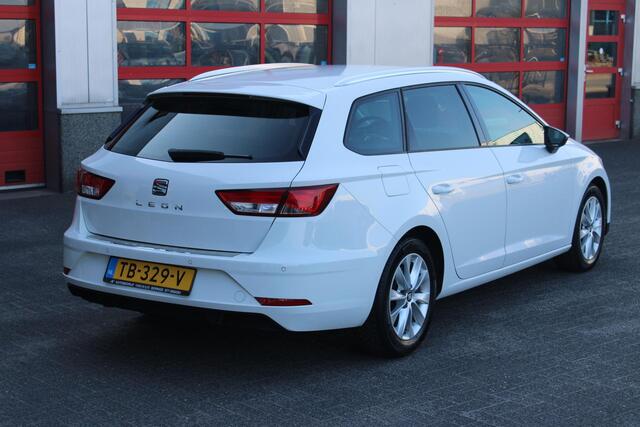 Seat LEON ST 1.0 EcoTSI Style Business Intense Automaat/AppleAndroid/Navi