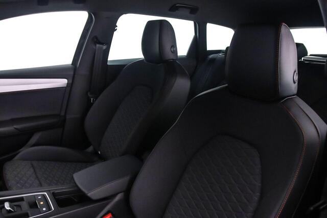 Seat LEON Sportstourer FR Business 1.5 TSI eHybrid 204pk DSG Automaat Trekhaak, LED matrix koplampen, Adaptive cruise control, Achteruitrijcamera, Navigatie