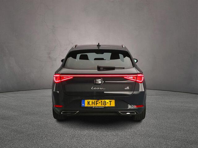 Seat LEON Sportstourer FR Business 1.5 TSI eHybrid 204pk DSG Automaat Trekhaak, LED matrix koplampen, Adaptive cruise control, Achteruitrijcamera, Navigatie
