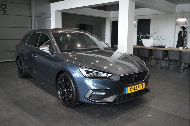 Seat LEON Sportstourer 1.0 eTSI FR navi pano leer camera cruise 18 inch !!