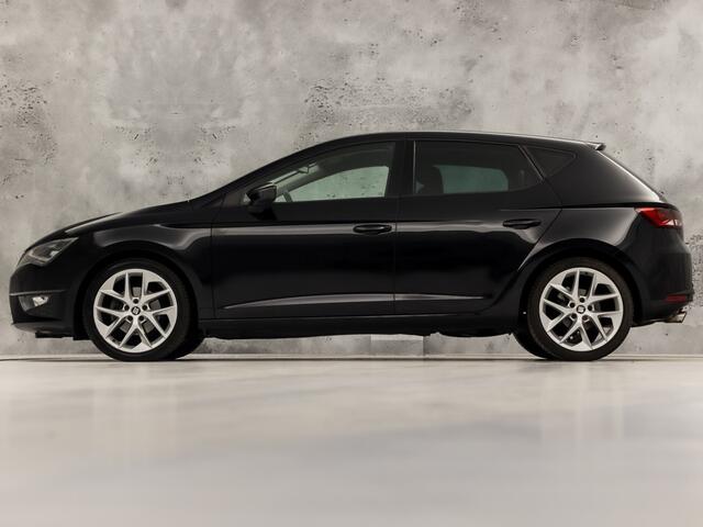 Seat LEON 1.4 TSI FR Sport (NAVIGATIE, CLIMATE, LEDER, STOELVERWARMING, LED KOPLAMPEN, SPORTSTOELEN, CRUISE, SFEERVERLICHTING, GETINT GLAS, NIEUWSTAAT)
